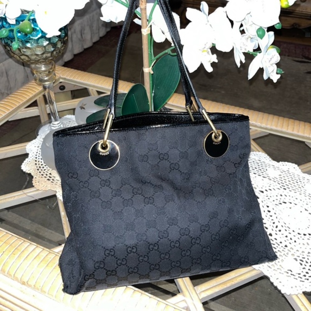 🖤💛 Gucci Tote Bag 🖤💛